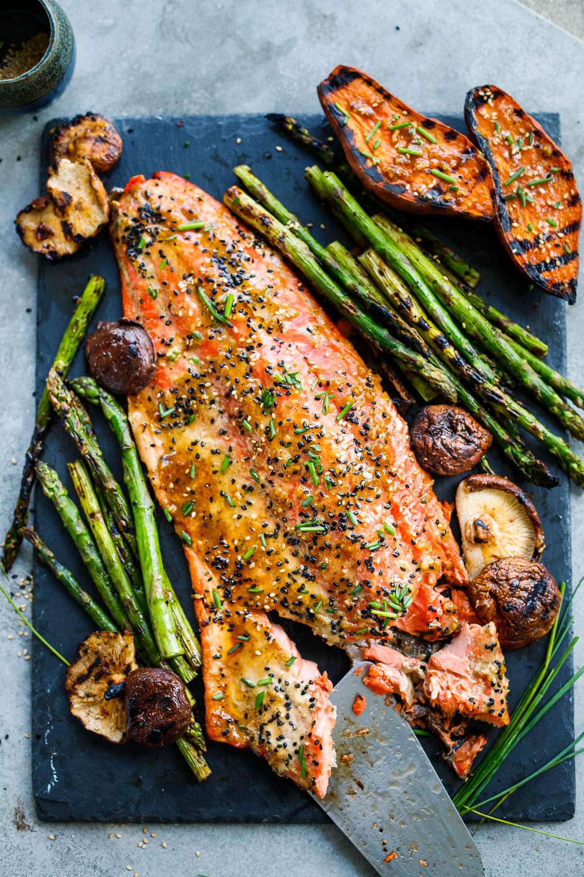 Cedar Plank Salmon (Easy, healthy & delicious!) | Feasting At Home